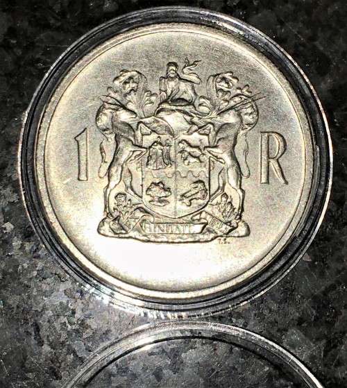 R S A  SILVER R1--1969 AFRIKAANS HIGHER GRADE-- 80% SILVER IN PERSPEX COIN CAPSULE
