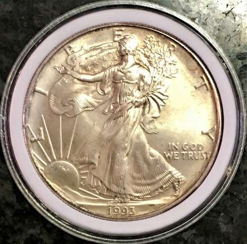 U S A SILVER 1 DOLLAR 1OZ PURE SILVER .999 WALKING LIBERTY 1993 BRILLIANT UNC COMES WITH CAPSULE