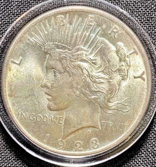 U S A SILVER 1 DOLLAR  PHILADELPHIA MINT PEACE DOLLAR 1923 GOOD CONDITION COMES WITH CAPSULE