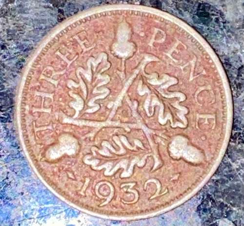 GREAT BRITAIN SILVER 3D THREEPENCE 1932