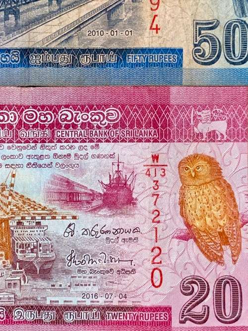SRI LANKA SET 50 RUPEE 2010 & 20 RUPEE 2016 ( 1 BID TAKES ALL)