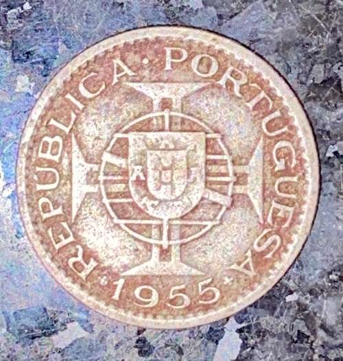 MOZAMBIQUE SILVER 2 1/2 ESCUDO 1950