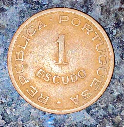 MOZAMBIQUE 1 ESCUDO 1957