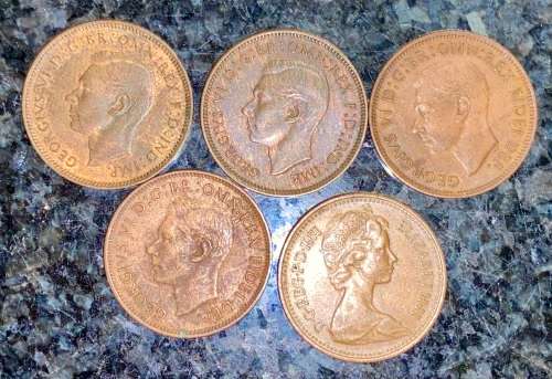 GREAT BRITAIN SET FARTHINGS 1947,1948,1950,1951 & 1971 ( 1 BID TAKES ALL)