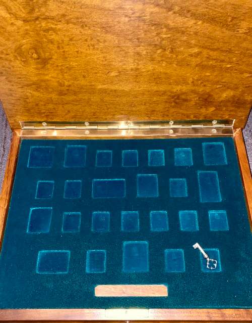 SOUTH AFRICA HERITAGE EARLY STAMPS COLLECTION EMPTY BOX WITH KEY AND CERTIFICATE