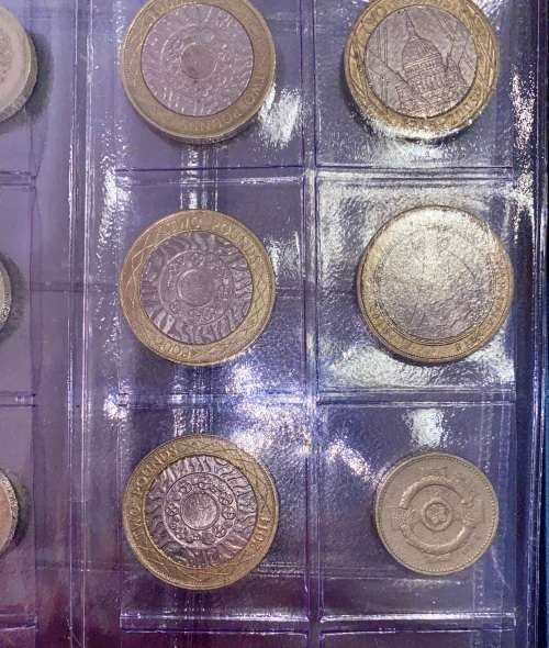 GREAT BRITAIN COLLECTION 1971-2015 NO DOUBLE`S - POUNDS INCL WHERE APPLICABLE IN BRAND NEW FOLDER
