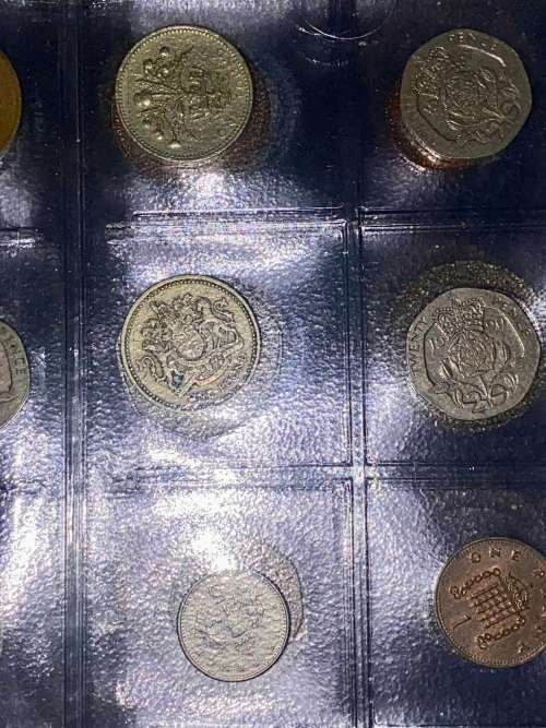 GREAT BRITAIN COLLECTION 1971-2015 NO DOUBLE`S - POUNDS INCL WHERE APPLICABLE IN BRAND NEW FOLDER