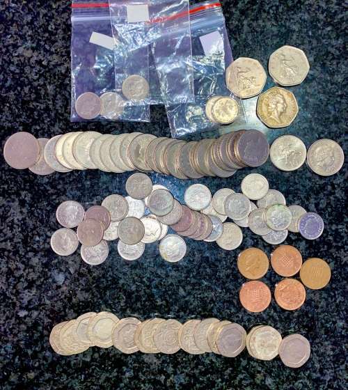 GREAT BRITAIN COLLECTION 1971 ONWARD 11.50 POUNDS (1 BID TAKES ALL)