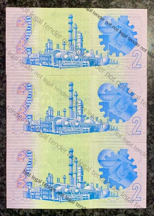 REPLACEMENT NOTES GPC DE KOCK R2 IN SEQUENCEWX5726631-633 AUNC 3RD ISSUE 1989( 1 BID TAKES ALL)