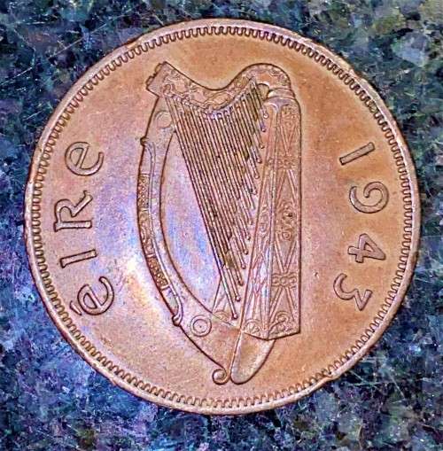 IRELAND 1 PENNY 1943 HEN & CHICKS