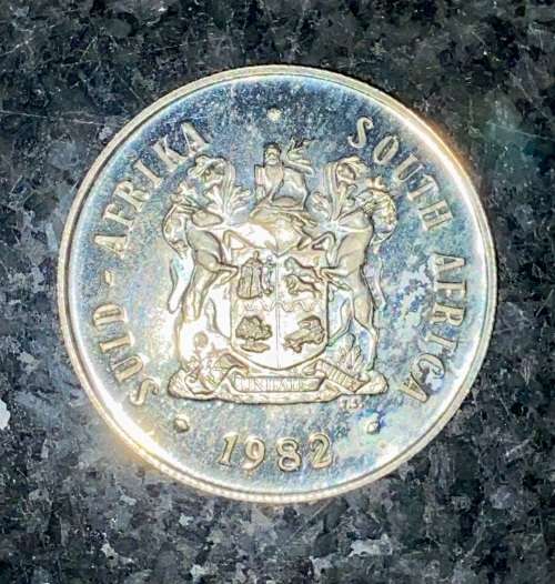 SOUTH AFRICA SILVER PROOF R1 --1982-- SILVER 80%