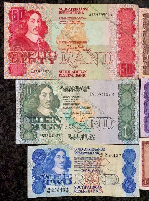 SET OF VARIOUS GOVERNORS & DECIMALS R50AA TO R1 --R2A  ( 1 BID TAKES ALL)