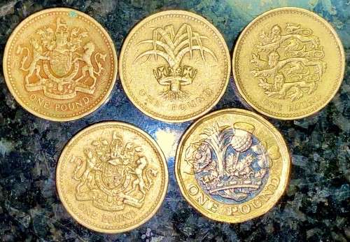 GREAT BRITAIN SET 1 POUNDS -  1983, 1990, 1993, 1997 & 2016 (1 BID TAKES ALL)