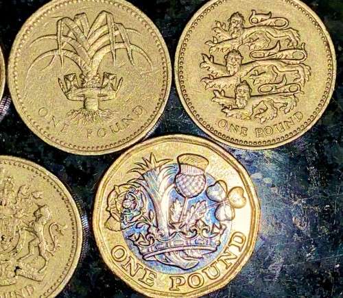 GREAT BRITAIN SET 1 POUNDS -  1983, 1990, 1993, 1997 & 2016 (1 BID TAKES ALL)