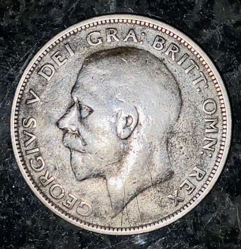 GREAT BRITAIN SILVER HALF CROWN 1927