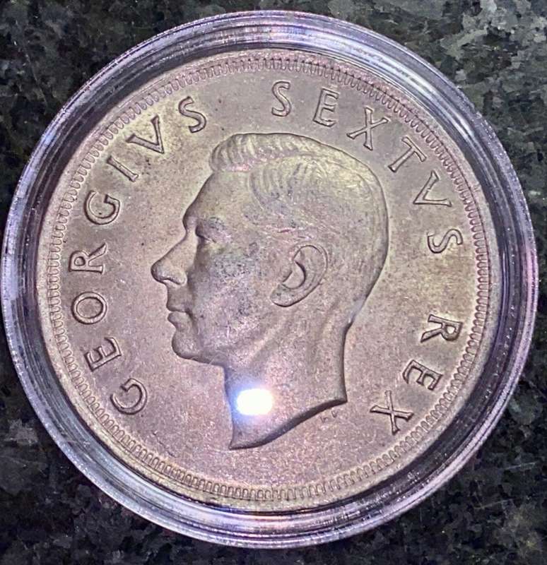 S A UNION SILVER 5 SHILLINGS 1952 - SILVER CROWN IN CAPSULE