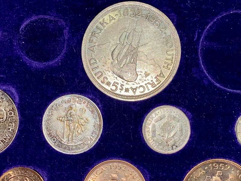 S A UNION FULL SET 1952 SILVER 5 SHILLINGS TO 1/4 PENNY IN ORIGINAL SA MINT PROOF BOX(NO GOLD)