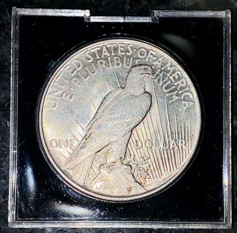 U S A SILVER 1 DOLLAR - 1922 PEACE DOLLAR - PHILADELPHIA MINT 90% PURE SILVER
