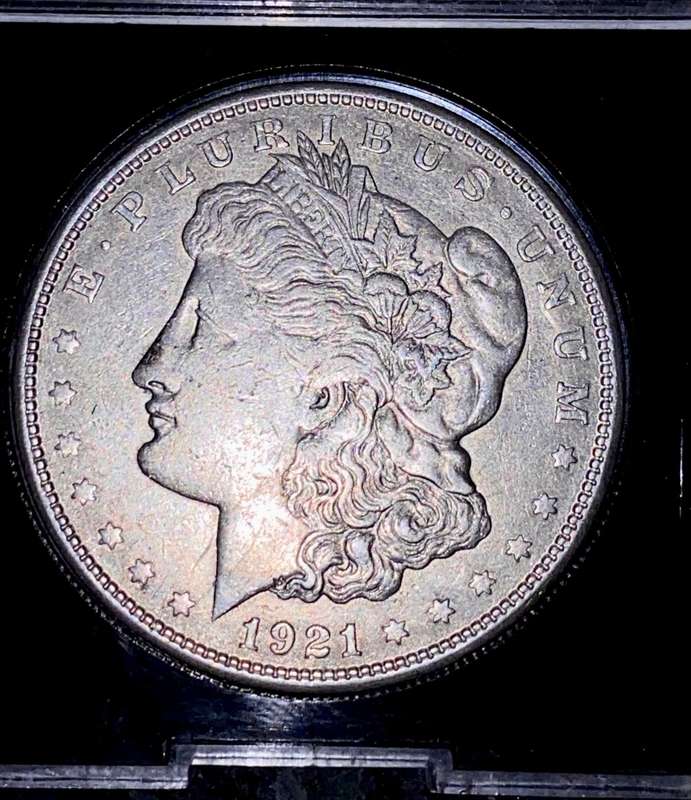 U S A SILVER 1 DOLLAR - MORGAN DOLLAR - SAN FRANCISCO MINT 1921 COMES WITH CAPSULE
