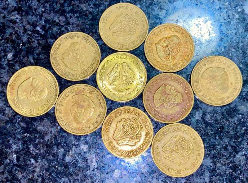 R S A - 1/2 CENT 1964 (BID PER COIN)10 AVAILABLE