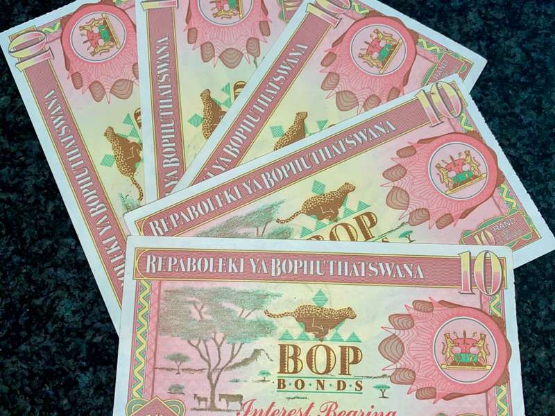 BOPHUTHATSWANA R10 BOP BONDS STAMPED 1990 TO 1992 ALL MMABATHO(BID PER NOTE) 5 AVAILABLE