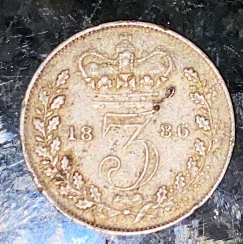 GREAT BRITAIN SILVER 3 PENCE 1886