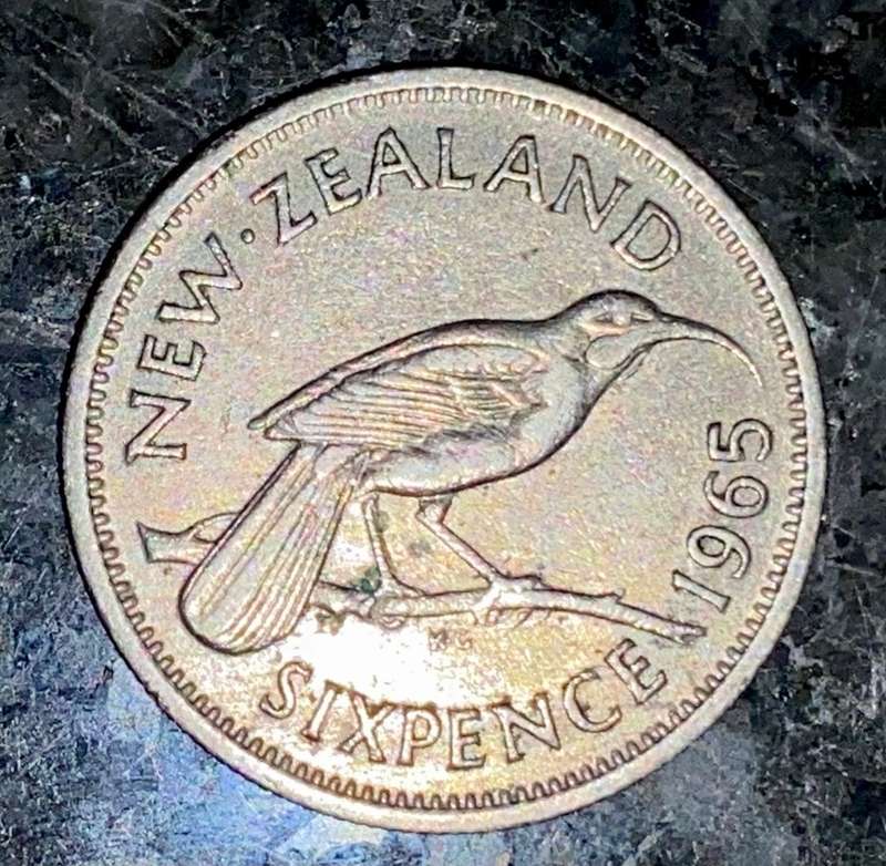 NEW ZEALAND 6 PENCE 1965