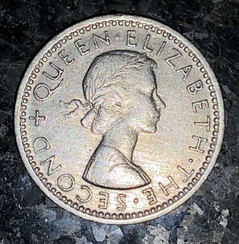 NEW ZEALAND 6 PENCE 1965