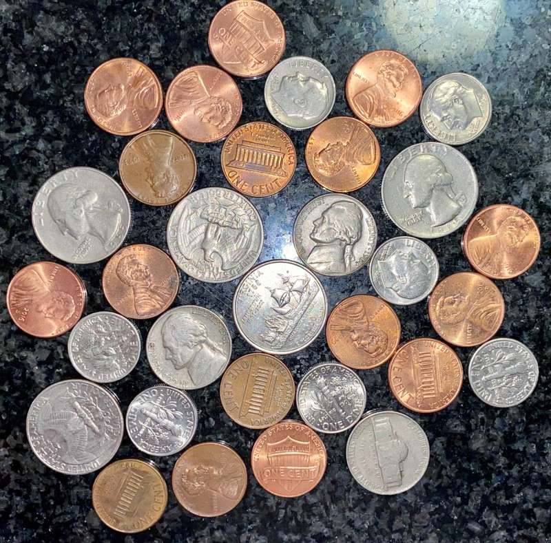 U S A LOT VARIOUS COINS & MIXED DATES ( 1 BID TAKES ALL 32 COINS)