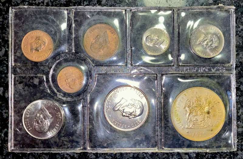 S A MINT UNCIRCULATED SET 1976 --SILVER R1 TO 1/2 CENT - SEALED FROM SA MINT