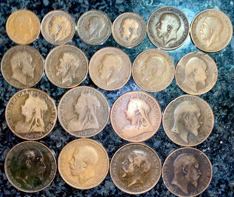 GREAT BRITIAN LOT OF 1/4 PENNY, 1/2 PENNY & 1 PENNY EARLY 1900s ( 1 BID TAKES ALL 25 COINS)