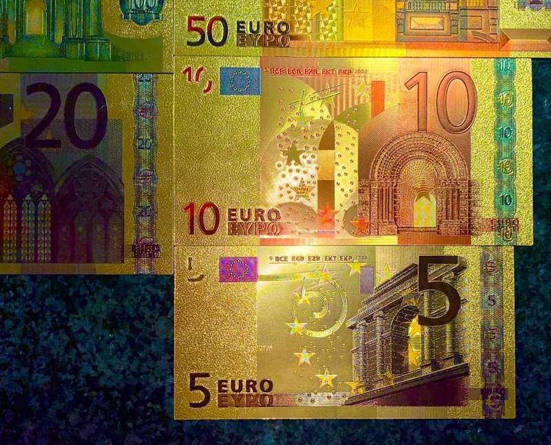 EURO COLORIZED GOLD FOIL - FULL SET FROM 500 EURO TO 5 EURO 2002 - X09999999999(1 BID TAKES ALL 7)