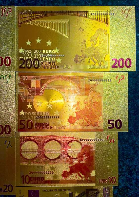 EURO COLORIZED GOLD FOIL - FULL SET FROM 500 EURO TO 5 EURO 2002 - X09999999999(1 BID TAKES ALL 7)