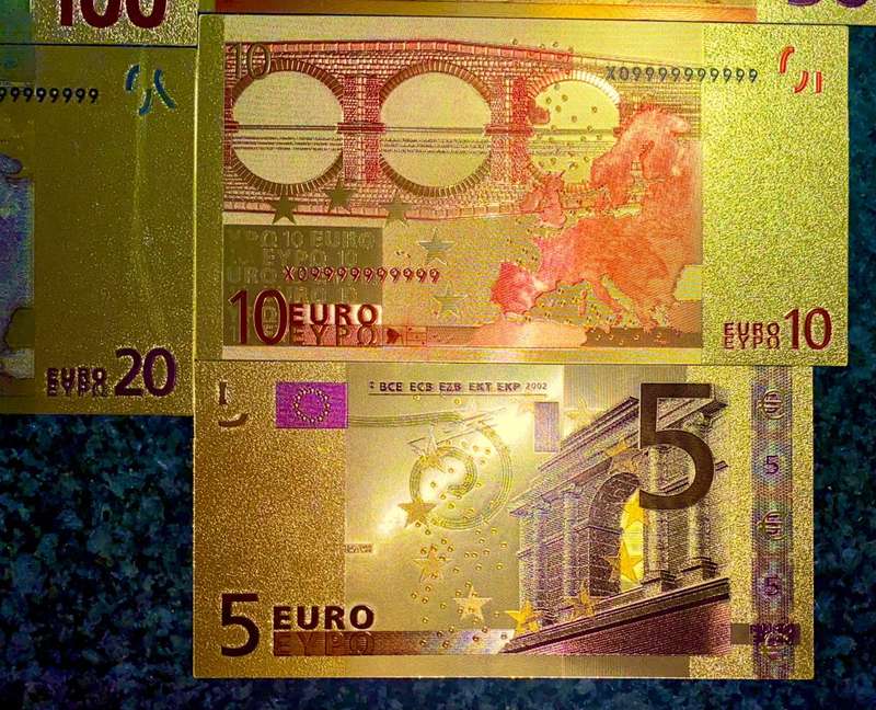 EURO COLORIZED GOLD FOIL - FULL SET FROM 500 EURO TO 5 EURO 2002 - X09999999999(1 BID TAKES ALL 7)