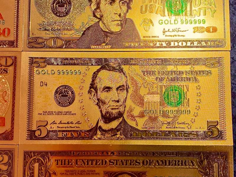 U S A GOLD FOIL - FULL SET 100 DOLLARS TO 1 DOLLAR - UNC GOLD 9999 CARD(1 BID TAKES ALL 8)