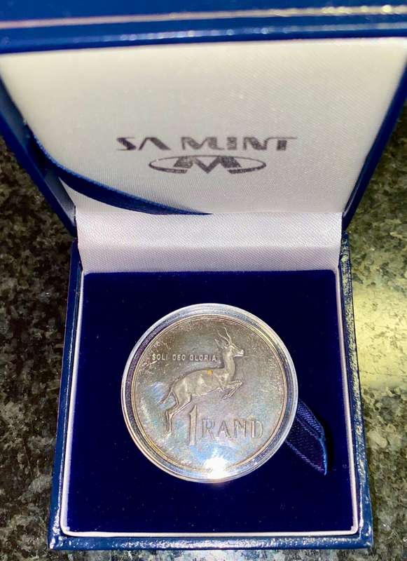 SOUTH AFRICA PROOF SILVER R1 -- 1989 -- NICE BLUE GREY TONING IN SA MINT BOX & CAPSULE