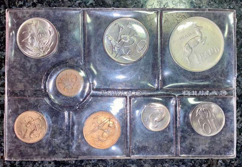 S A MINT UNCIRCULATED SET 1976 --SILVER R1 TO 1/2 CENT - SEALED FROM SA MINT