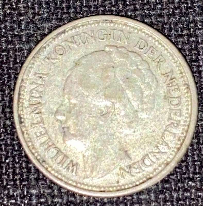 NETHERLANDS SILVER 10 CENT 1935