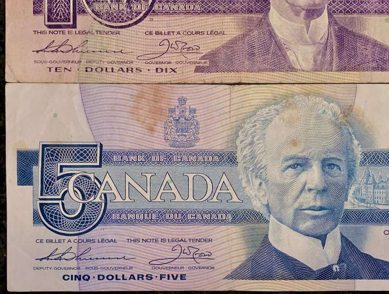 CANADA SET 10 DOLLARS 1989 & 5 DOLLARS 1986 OTTAWA (1 BID TAKES ALL)