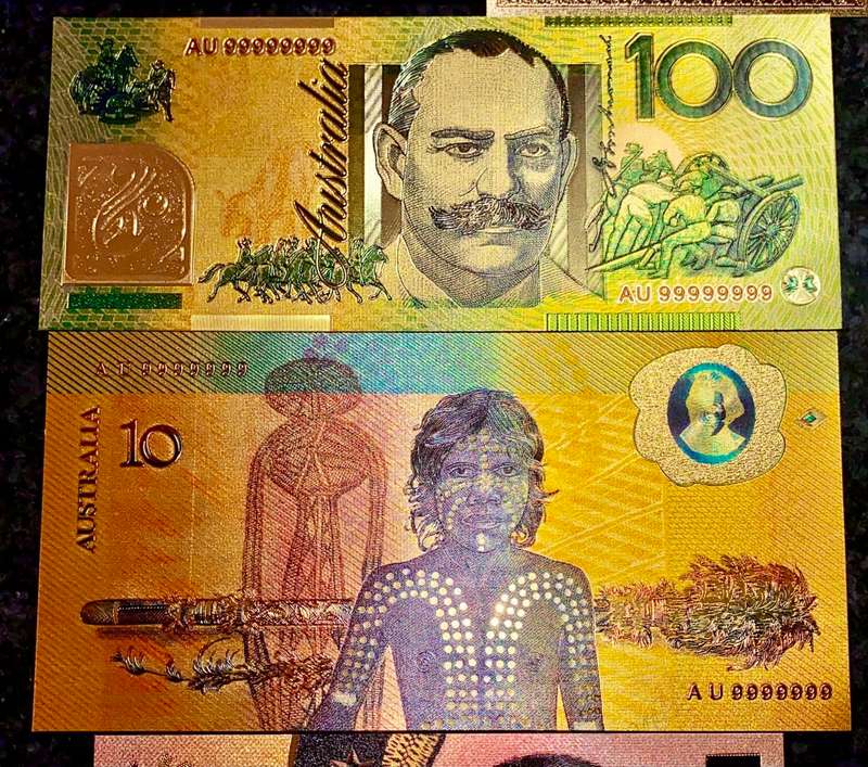 AUSTRALIA - 100 DOLLARS, 10 DOLLAR 1988 & 5 DOLLAR -COLORIZED GOLD FOIL999 CARD - WITH CERT & FOLDER