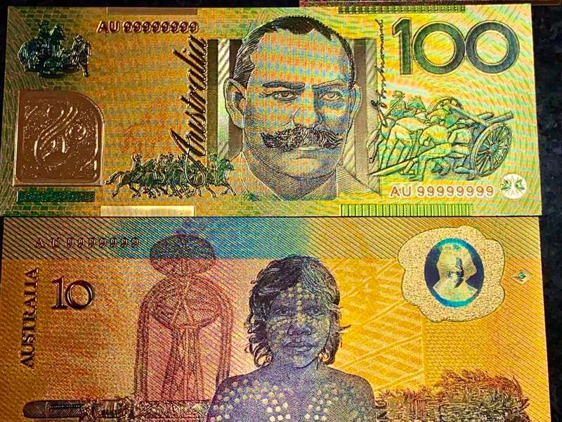 AUSTRALIA - 100 DOLLARS, 10 DOLLAR 1988 & 5 DOLLAR -COLORIZED GOLD FOIL999 CARD - WITH CERT & FOLDER