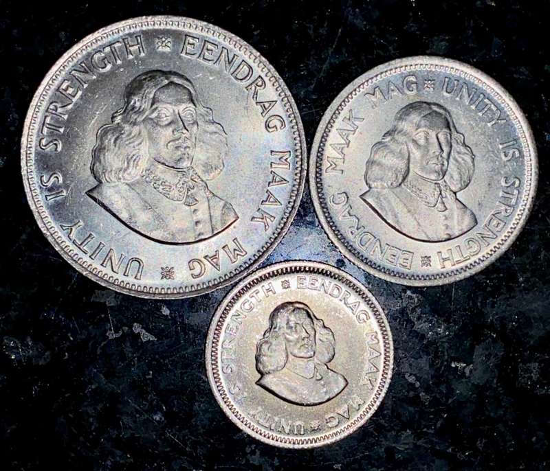 SOUTH AFRICA SILVER SET - 20 CENT - 10 CENT - 5 CENT 1964 -- HIGH GRADE COINS -- ( 1 BID TAKES ALL)