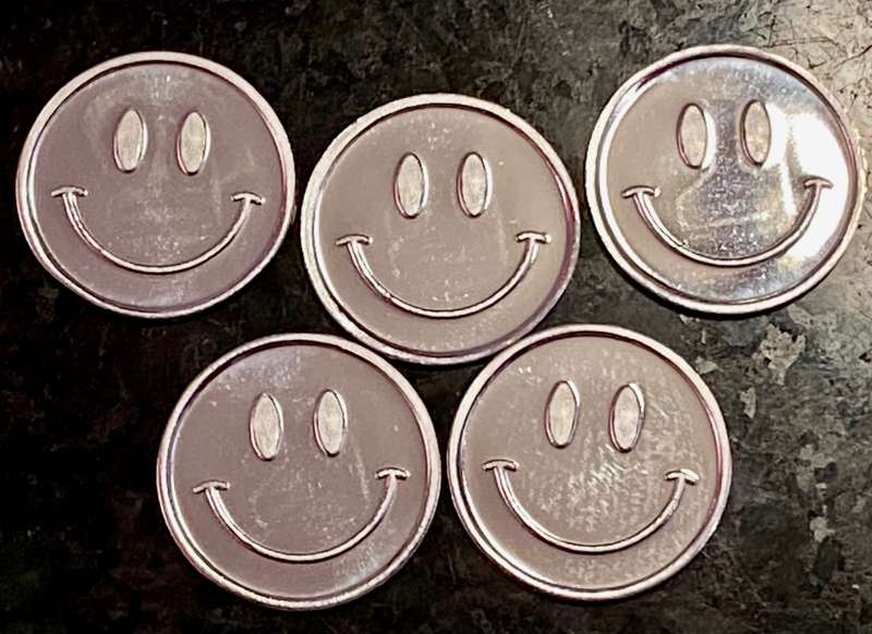 999 SILVER ROUNDS -- SMILEYS -- 1 GRAM FINE SILVER ROUND (BID PER SMILEY)