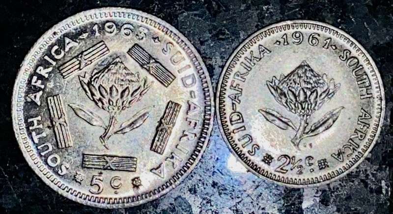 SOUTH AFRICA SILVER SET - 5 CENT 1963 & 2 1/2 CENT 1961 BOTH IN EXCELLENT CONDITION (1 BID TAKES ALL