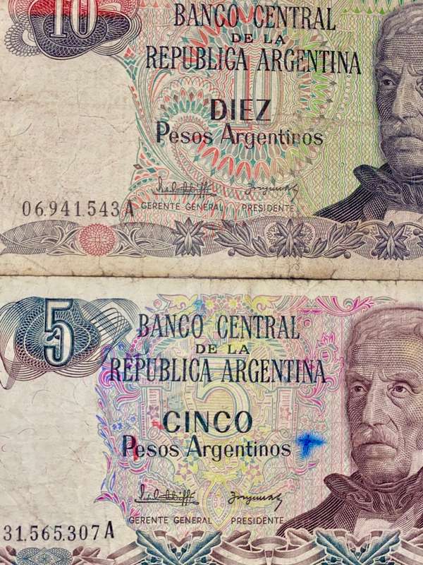 ARGENTINA SET 10 PESOS & 5 PESO (1 BID TAKES ALL)