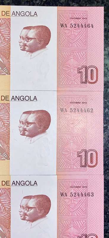 ANGOLA 10 KWACHA IN SEQUENCE WA5244462-464 UNC 2012(1 BID TAKES ALL)