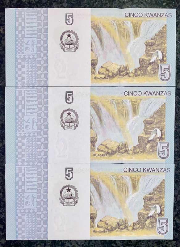 ANGOLA 5 KWACHA IN SEQUENCE YA9744410-408 UNC 2012(1 BID TAKES ALL)