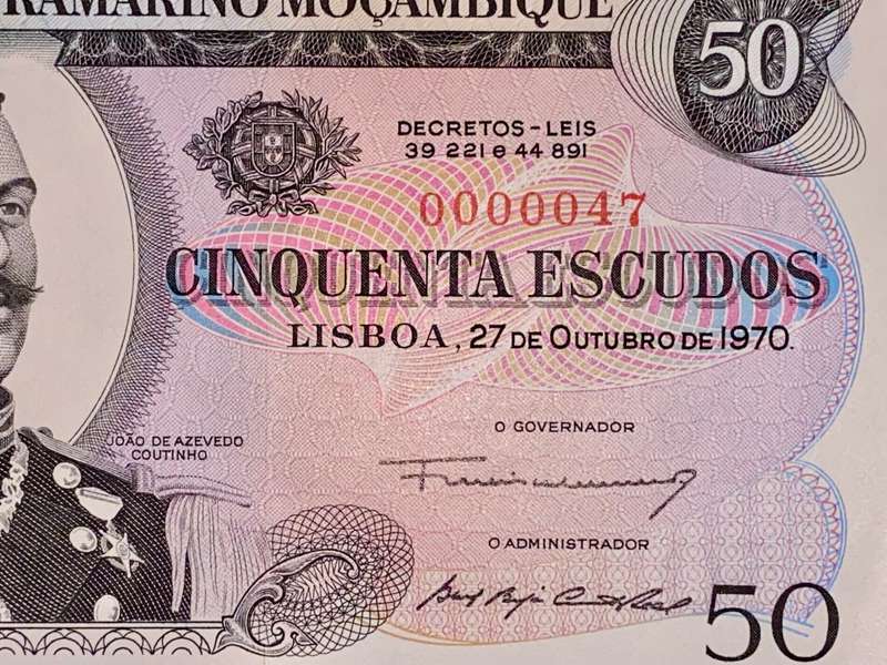 MOZAMBIQUE 50 ESCUDOS SUPA LOW NO 0000047 LISBOA 27TH OCTOBER 1970 MOZAMBIQUE ULTRAMARINO UNC