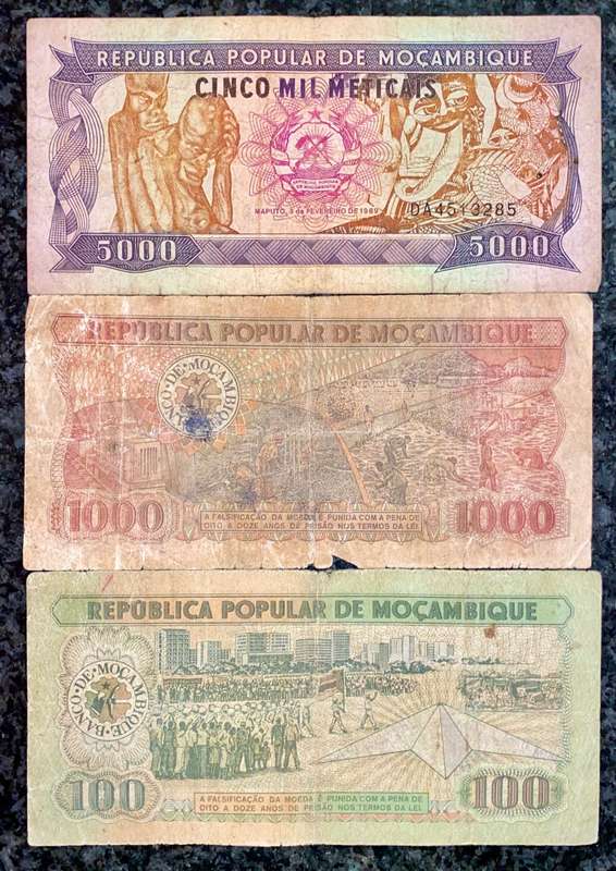 MOZAMBIQUE SET 50000 METICAIS 1993, 5000 METICAIS 1989, 1000 METICAIS 1986 & 100 METICAIS 1983