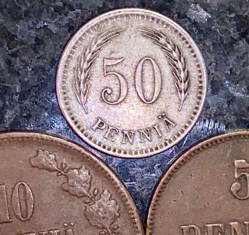 FINLAND SET 50 PENNIA 1923 - 10 PENNIA 1917- 5 PENNIA 1913 & 1 MARKKAA 1949(1 BID TAKES ALL)